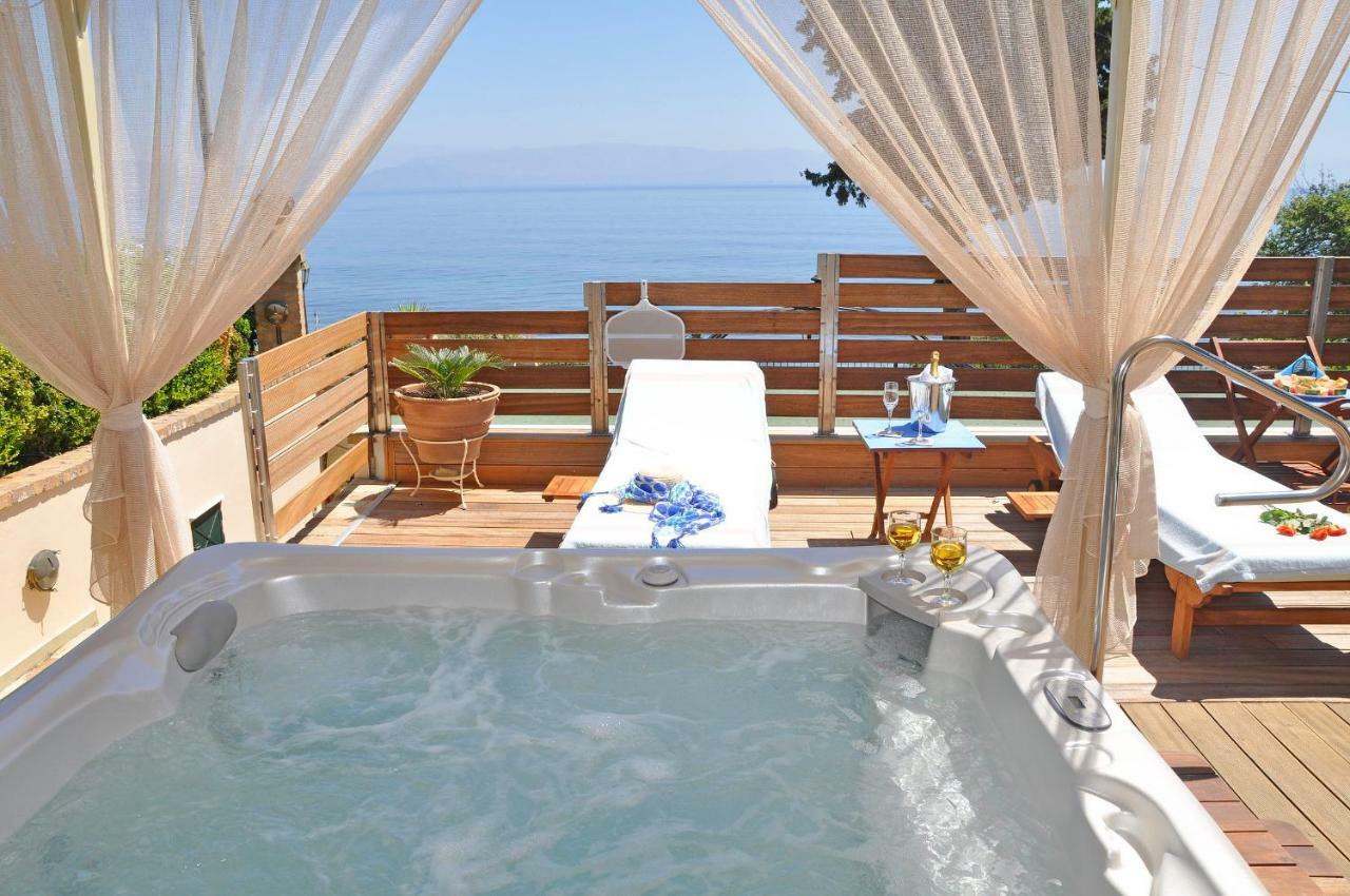 Villa Romantica Perama  Exterior photo